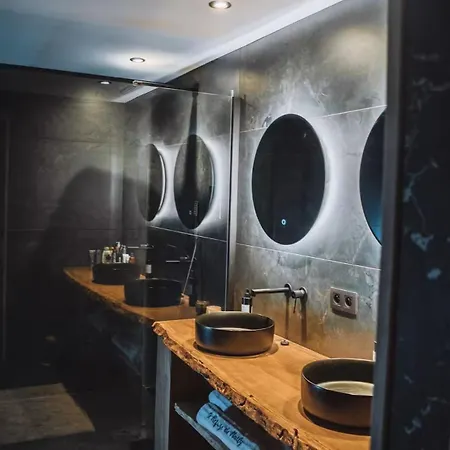 Villa O Zen & Wellness *